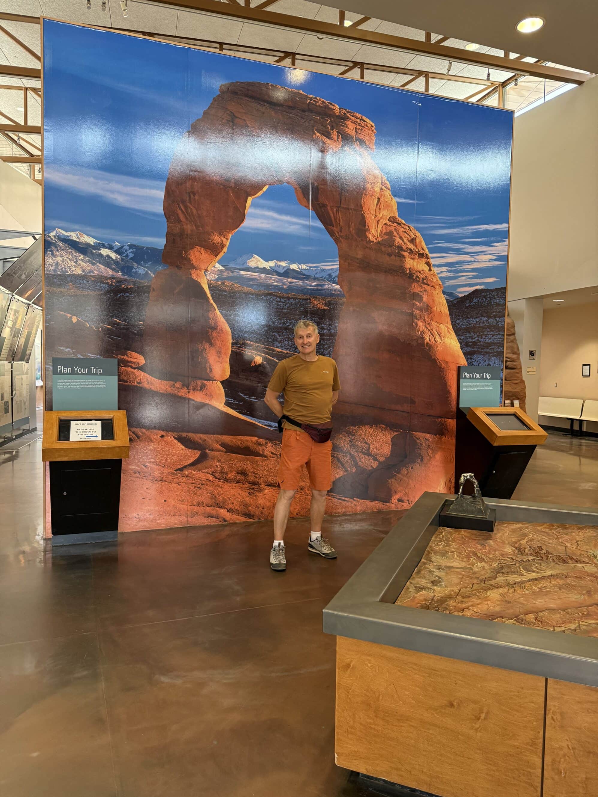 No to oficjalnie – jesteśmy w bajce 🌟 Kiedy robisz zdjęcie pod tym znakiem, wiesz, że właśnie spełniasz swoje roadtripowe marzenie 🇺🇸✨