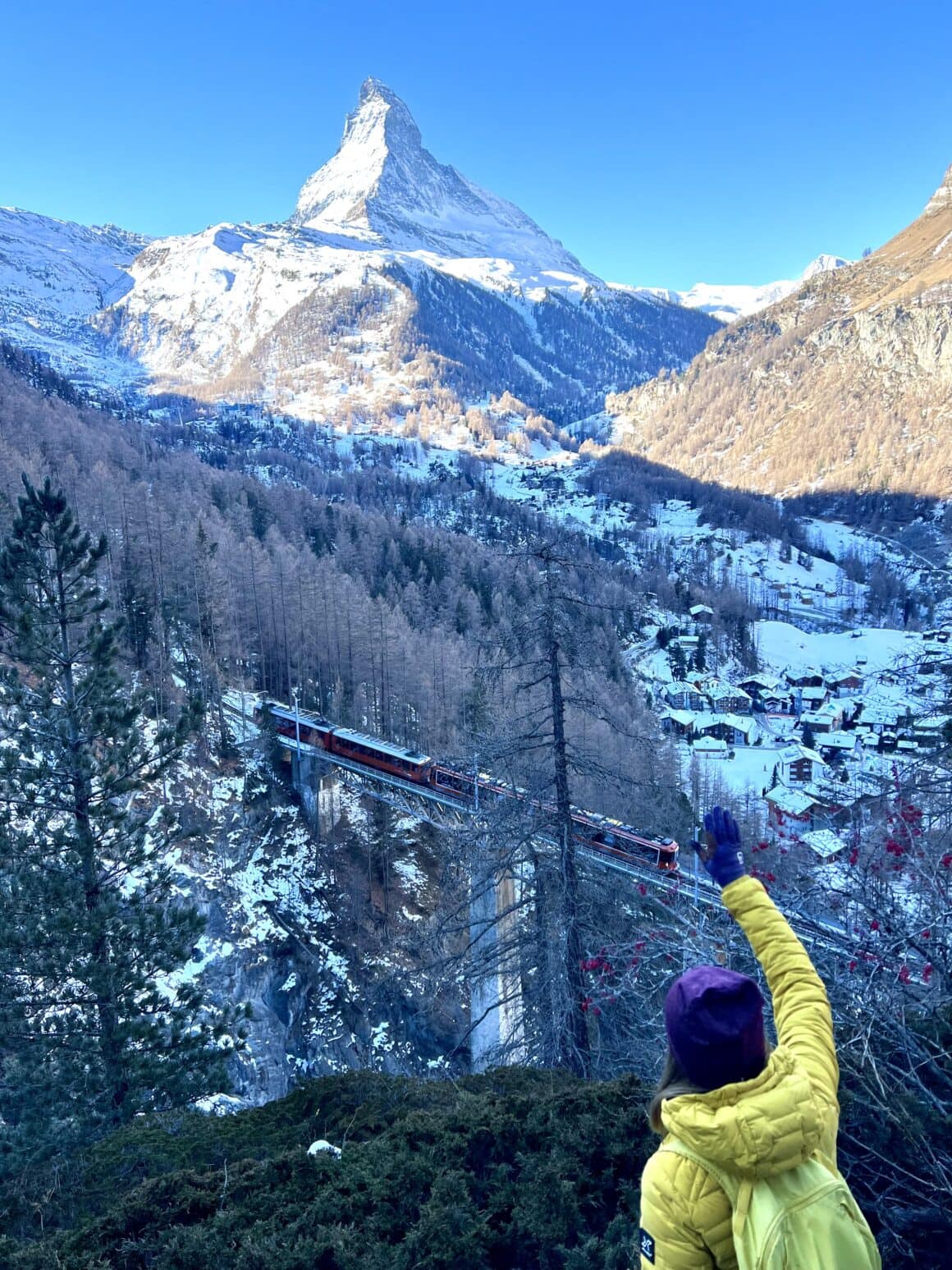 To jeden z tych momentów, kiedy przystajesz na dłużej.
Bo krajobraz, bo wysokość
i bo wszystko dzieje się dokładnie tam, gdzie trzeba.